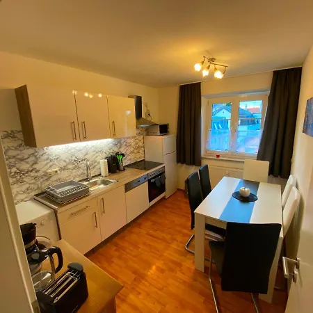 1 Apartment